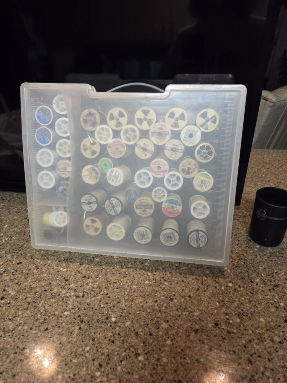 Thread Storage Box Clear Plastic Carrying Case With‎ Spools